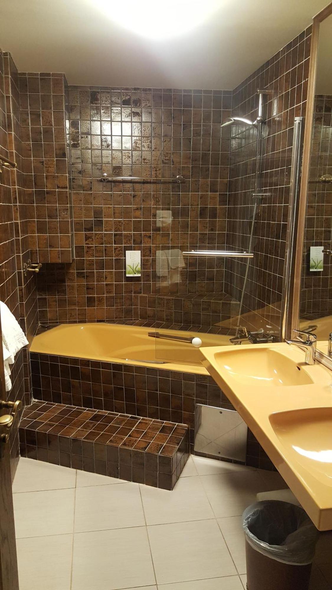Mama Muh Self-Check-In Hotell Linz Rom bilde