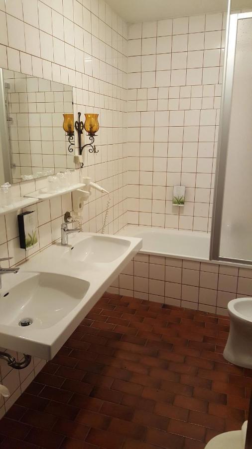 Mama Muh Self-Check-In Hotell Linz Eksteriør bilde