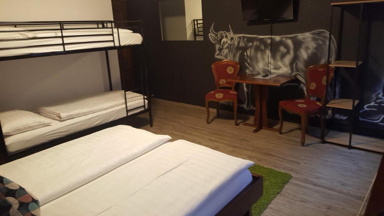 Mama Muh Self-Check-In Hotell Linz Eksteriør bilde