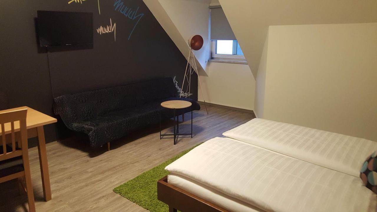 Mama Muh Self-Check-In Hotell Linz Eksteriør bilde